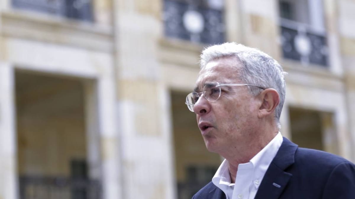 Uribe dice que no aspirará al Congreso en las elecciones de 2022
