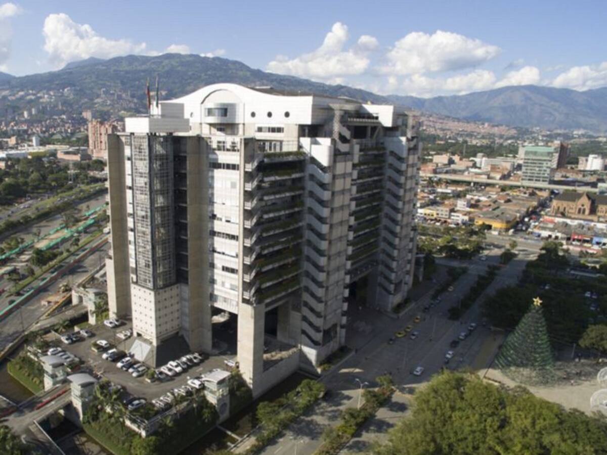 Si no venden acciones en UNE habrá detrimento: EPM a congresistas