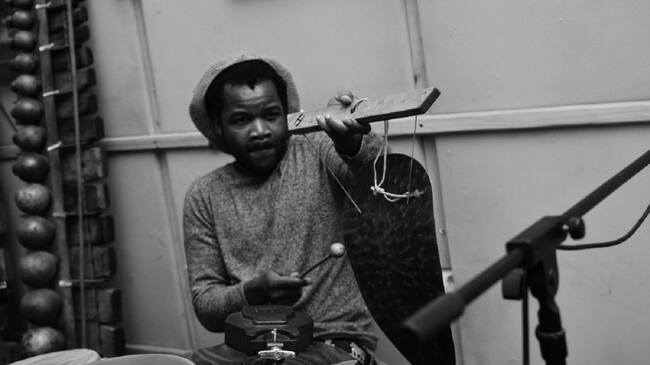 Será interesante velada con trasfondo musical y conversación sobre geografía social, literatura africana y afrodiaspórica