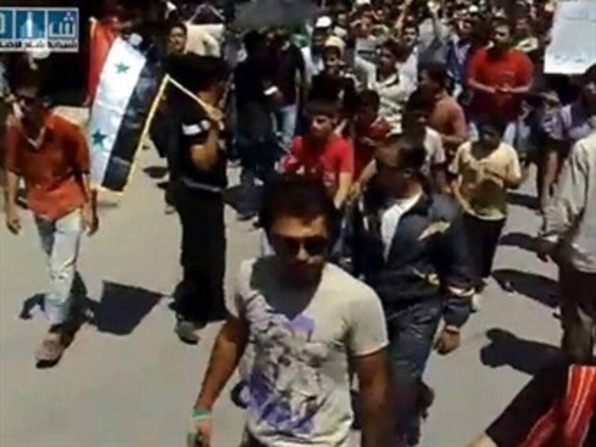 Al menos 42 muertos en una ofensiva del Ejército sirio en Deir al Zur y Homs