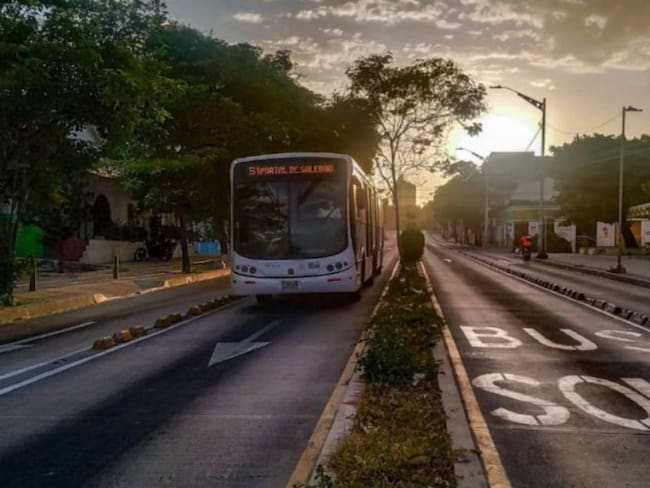 Cuatro días completa la parálisis del Transmetro en Barranquilla sumido en una crisis financiera.