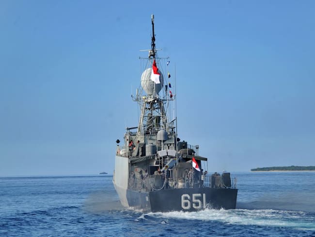 Operativo de la Marina de Indonesia para buscar el submarino 