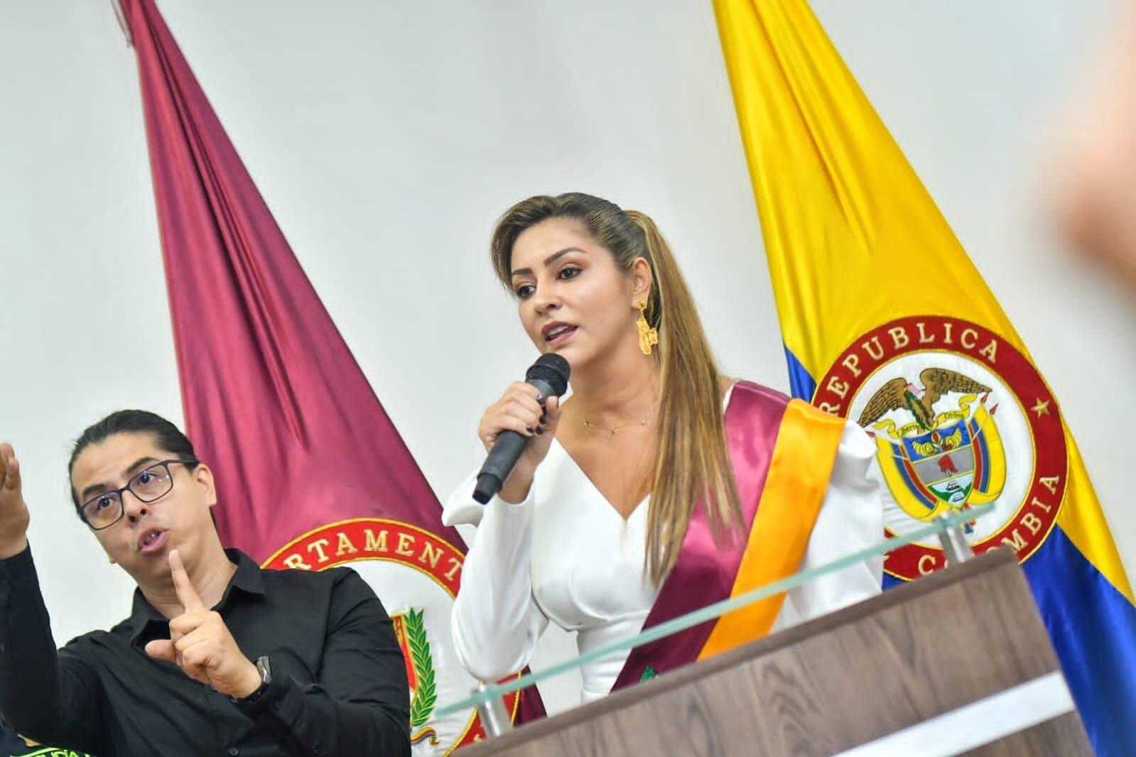 Adriana Matiz tomando posesión como gobernadora del Tolima