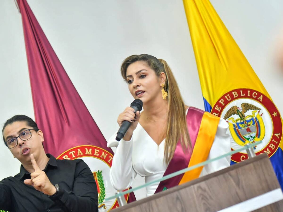 Ante la Asamblea del Tolima tomó posesión la gobernadora Adriana Matiz