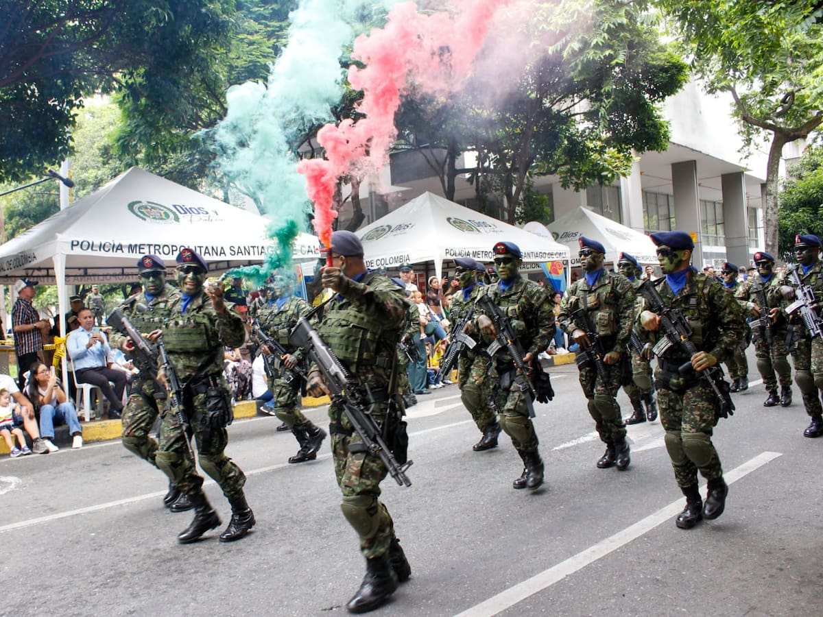 Diez municipios del Valle conmemoran el 20 de Julio con desfiles militares y actos oficiales