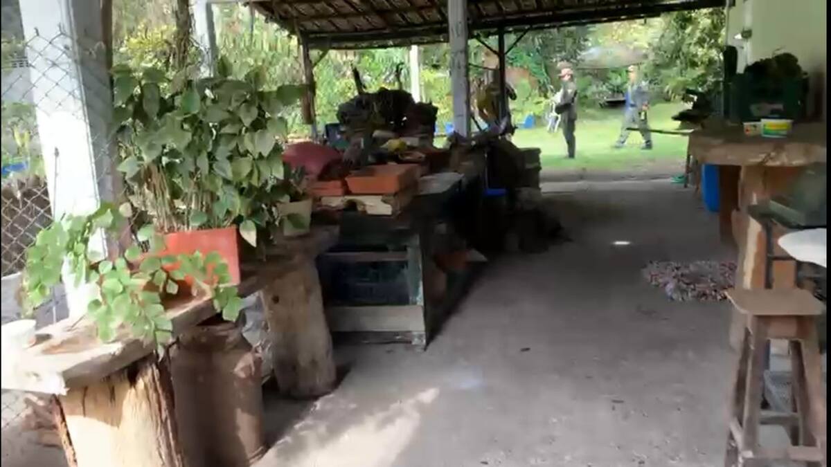 Amordazaron a una familia y se enfrentaron a la Policía en un intento de hurto