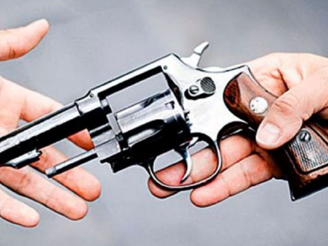 Comandante Octava Brigada, ciudadanos, alcalde de Armenia