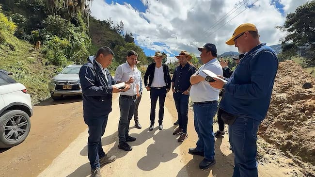 De acuerdo con el secretario de Infraestructura de Boyacá, Leonardo Álvarez Fonseca, el contrato está suspendido debido a que el contrato de interventoría ya terminó / Foto: Gobernación de Boyacá.
