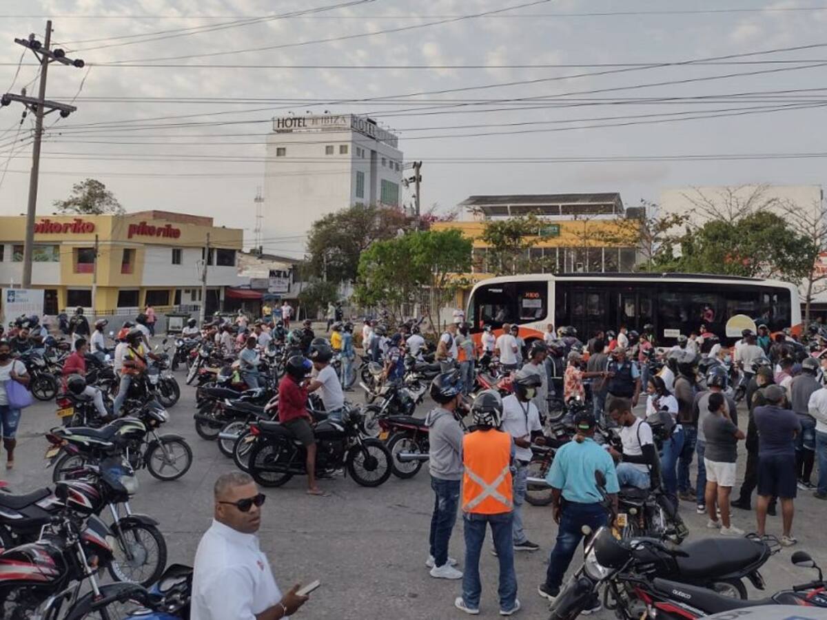 Concejo pide concertación para encontrar solución a paro de mototaxistas