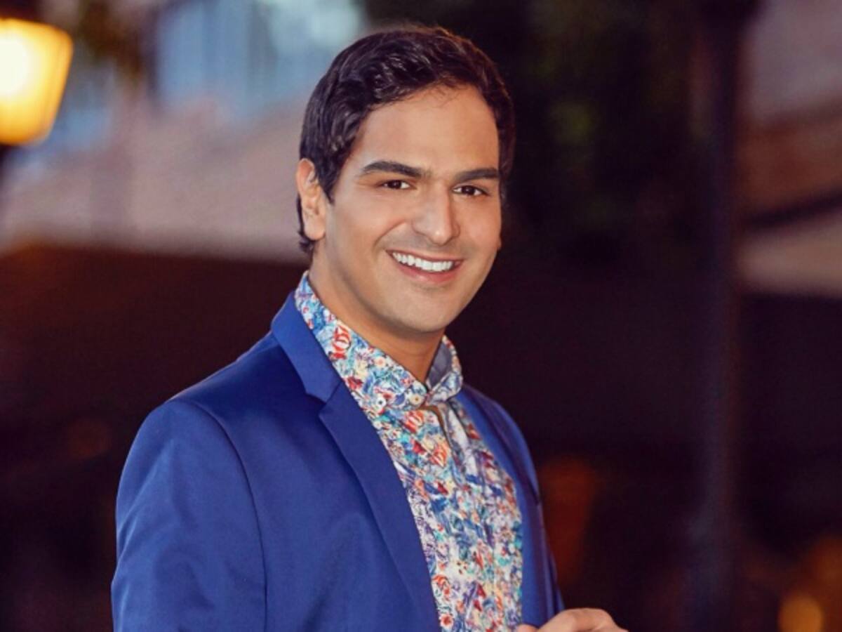 La tierna serenata de Alejandro Palacio a su fan más longeva