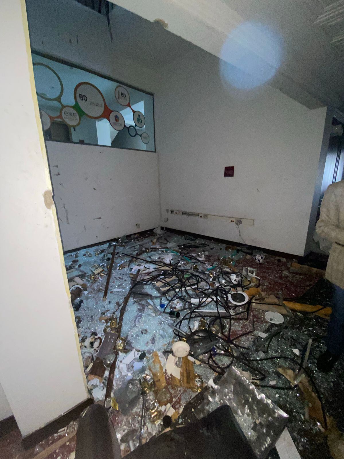 “Somos víctimas de estafa”: a inversionistas del edificio más alto del país, BD Bacatá, les deben millonarias sumas