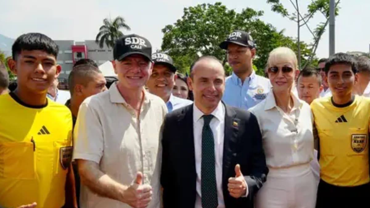 Infantino visita escuelas de fútbol en Cali previo a participación de posesión presidencial