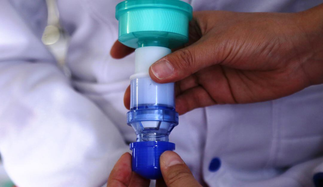 Se pretende lograr la adquisición de máquinas ECMO y la capacitación de un equipo humano