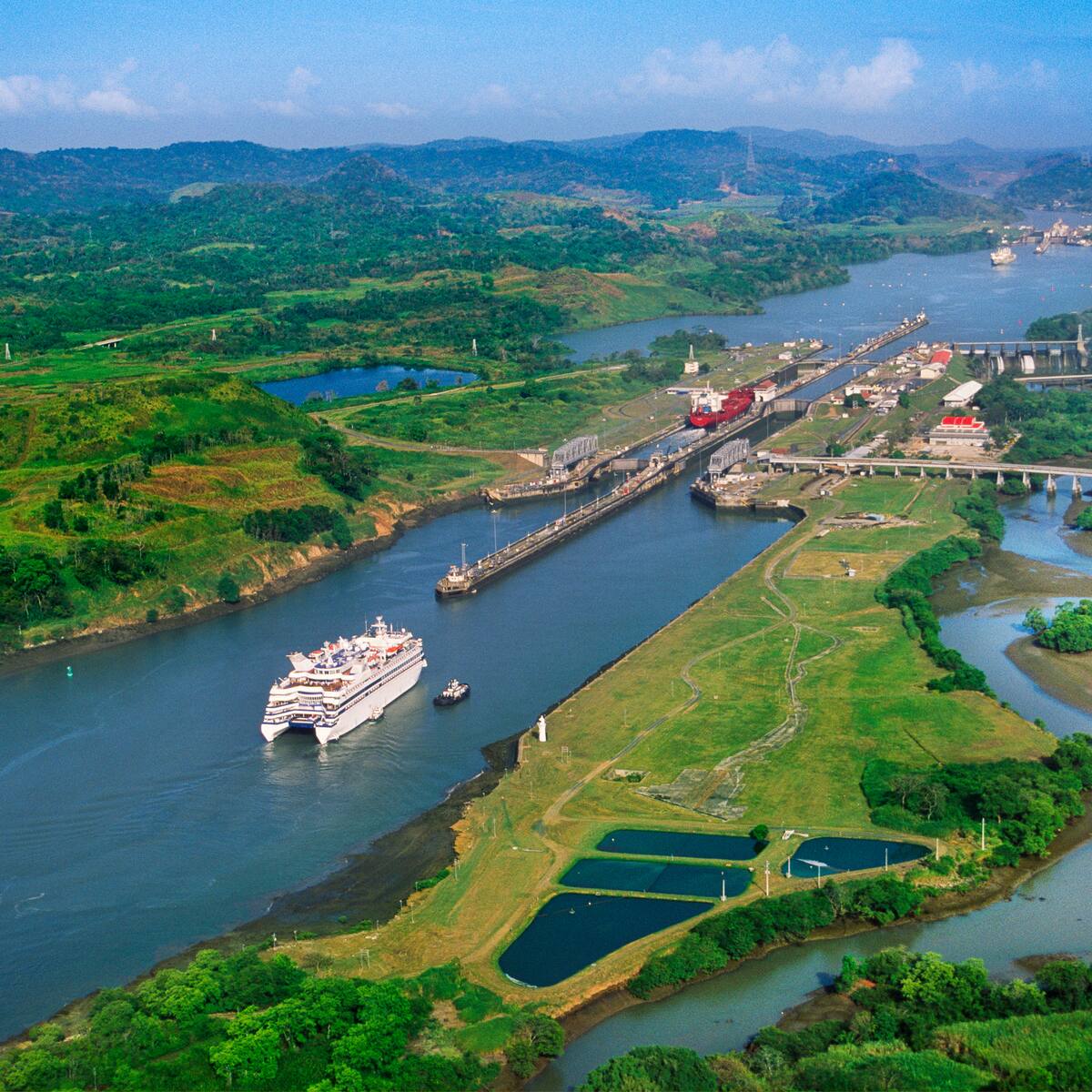 El Gobierno de Hong Kong envía “firme protesta” a Panamá tras pérdida de puertos en el Canal
