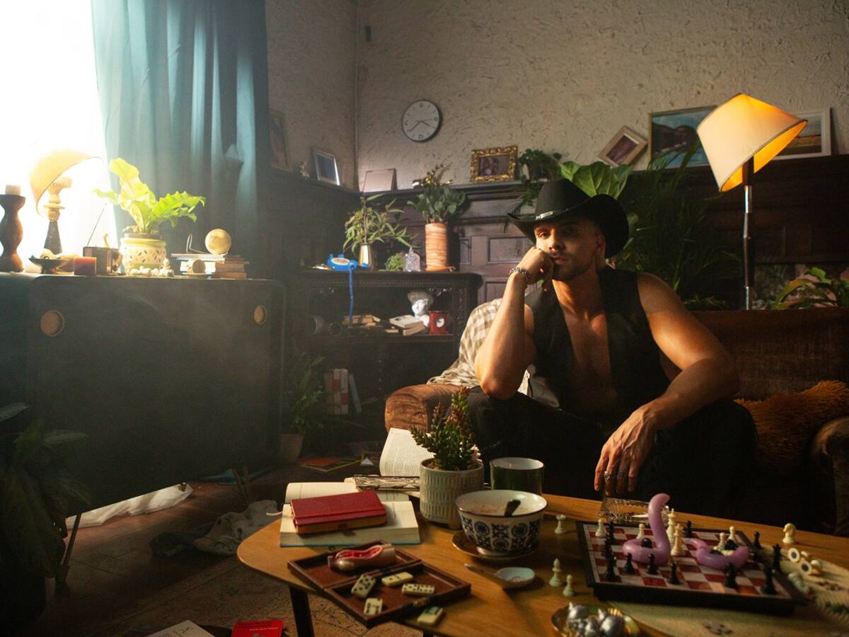 El ecuatoriano Johann Vera estrena su primer EP ‘Nada Importa en Verdad’