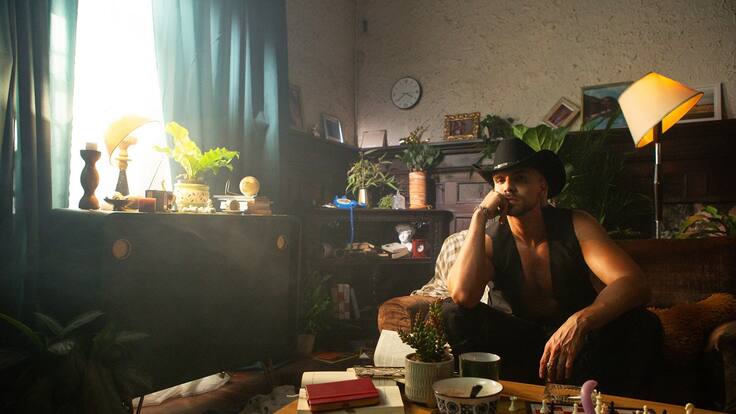 El ecuatoriano Johann Vera estrena su primer EP ‘Nada Importa en Verdad’