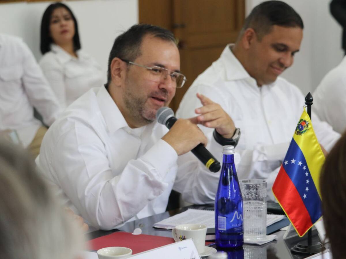 “Tren de Aragua es una ficción mediática”: Canciller de Venezuela