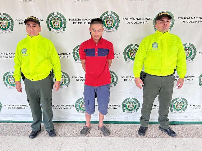 Lo ubicarlo en el asentamiento Andesitos de la comuna 2.