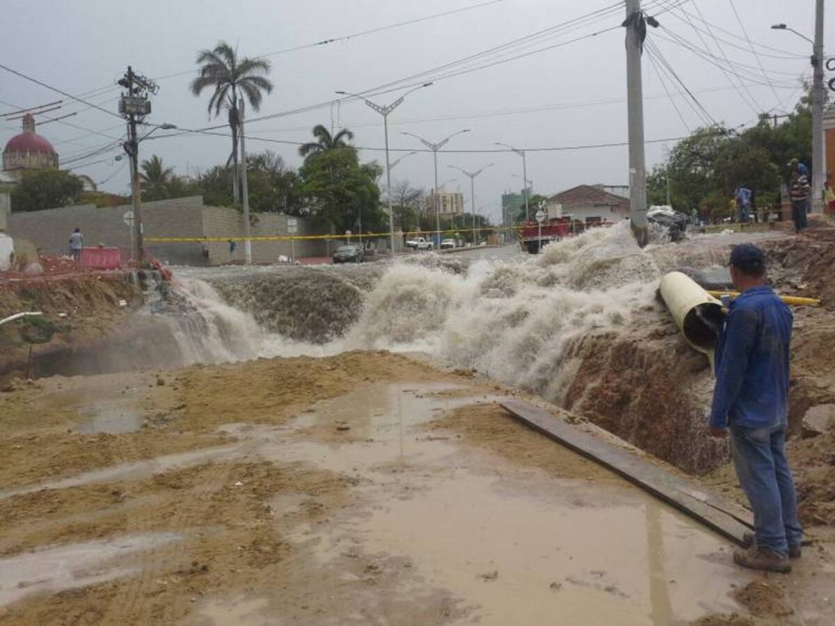 Emergencia en el arroyo de 'La Felicidad' en Barranquilla