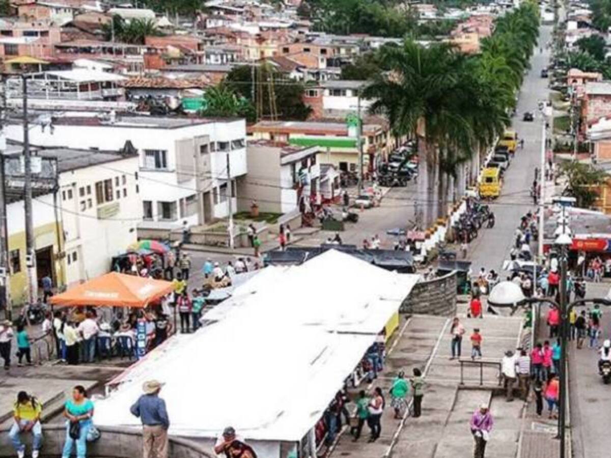 Informe de riesgo para Quinchía por presunta presencia del EPL y las AGC