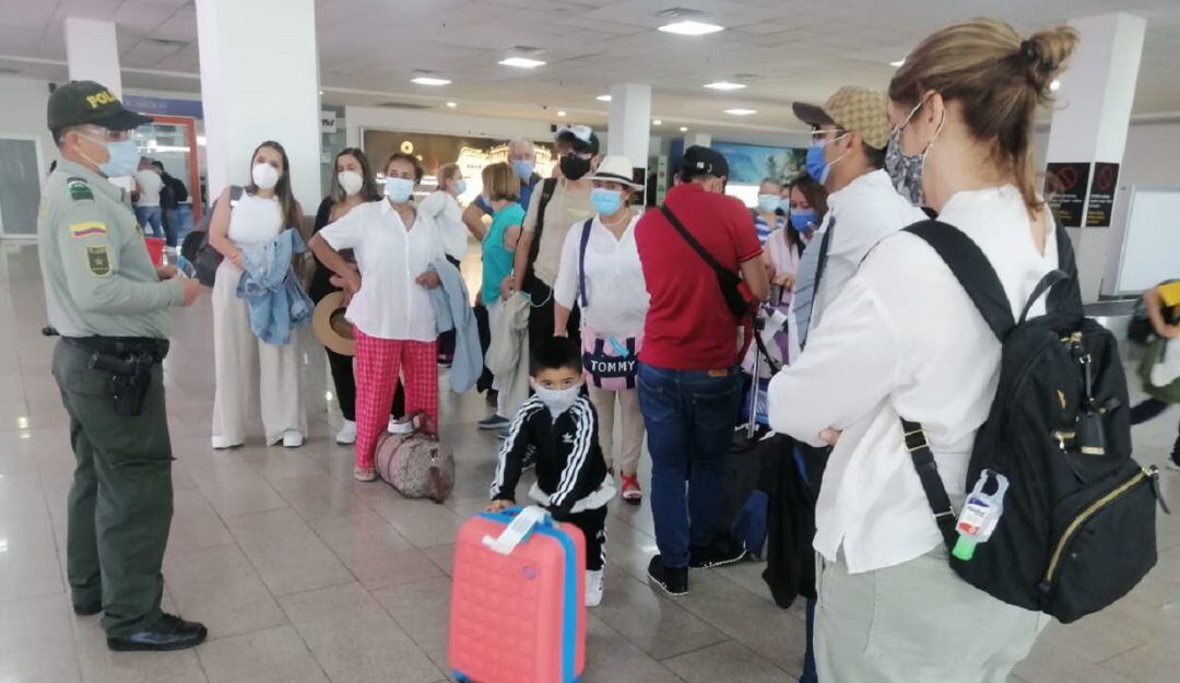 La iniciativa para frenar este flagelo se realiza en agencias viajes y turismo, aeropuerto y la terminal terrestre.