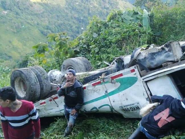 Accidente bus escalera vía Chaparral - San José de las Hermosas