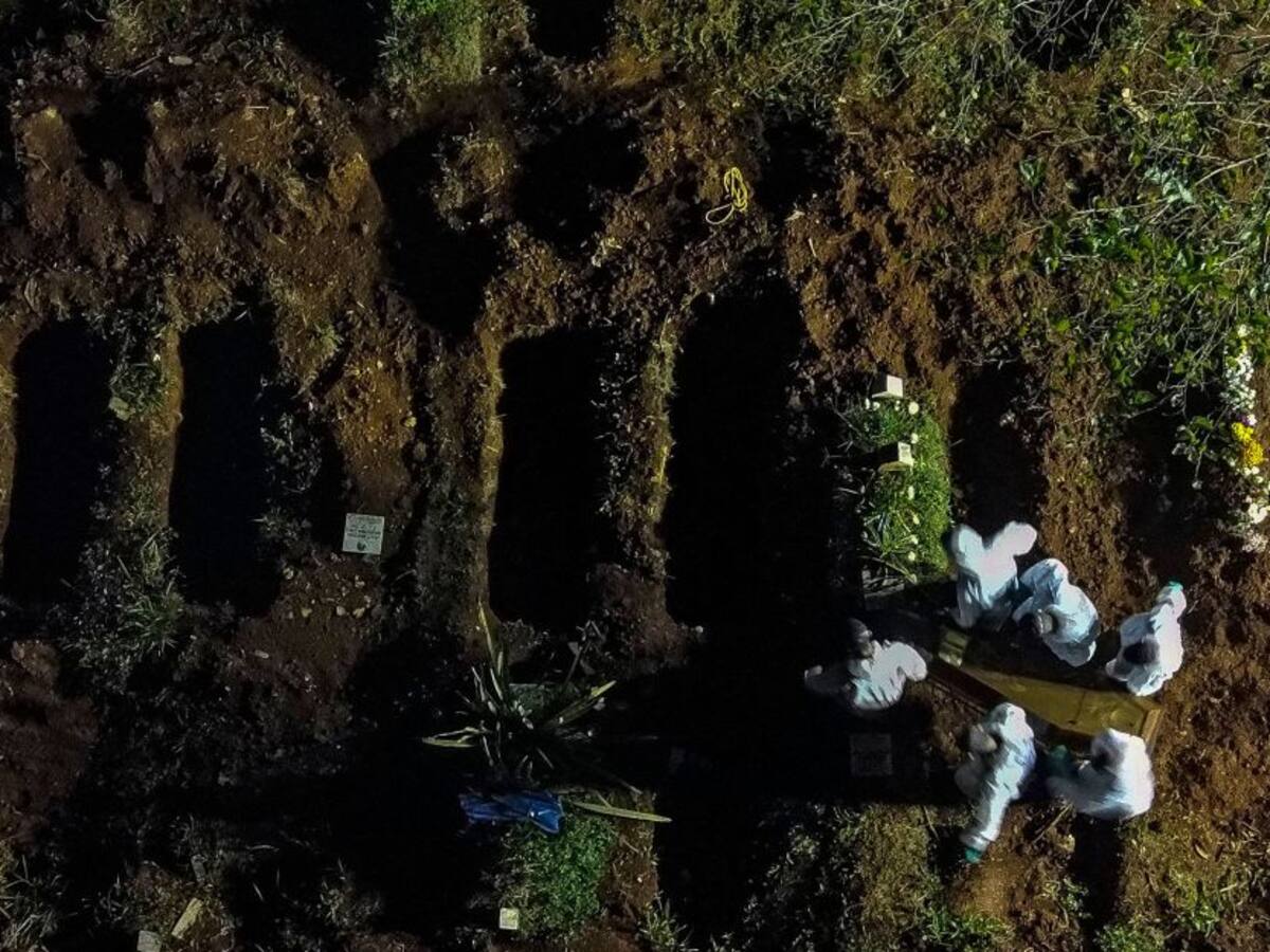 No hay que vacunar docentes para volver a presencialidad: MinSalud Brasil