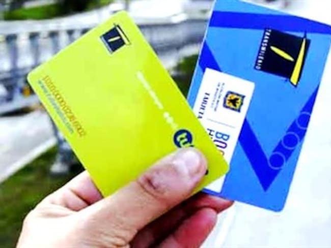 Transmilenio da ultimátum a empresa recaudadora para unificación de tarjetas
