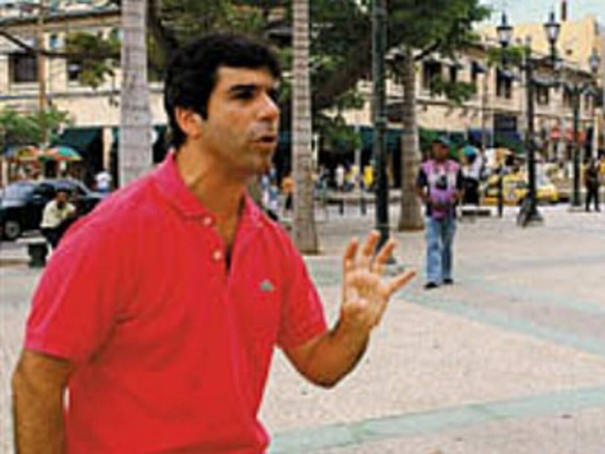 Investigan al alcalde de Barranquilla por participación en política