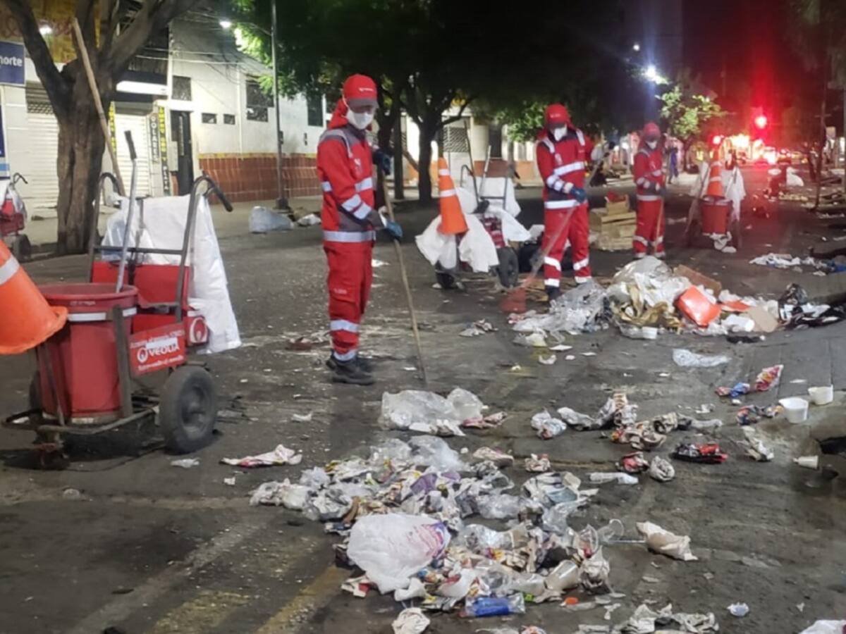 Empresa de aseo limpió a Cúcuta después de celebración de fin de año