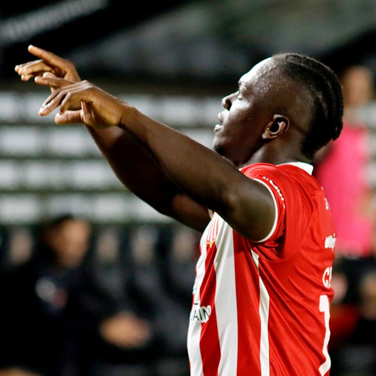 Video: Edwuin Cetré convirtió un auténtico golazo en paliza de Estudiantes