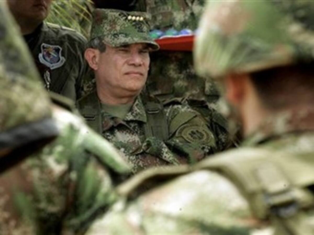 Comandante de las FF.MM. lamenta liberación de militares involucrados en 'falsos positivos'