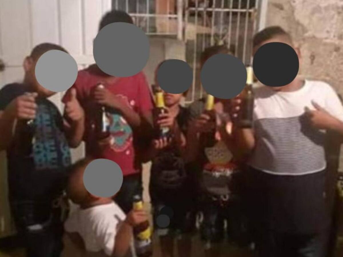 En Santa Marta investigan veracidad de fotografía de niños tomando licor
