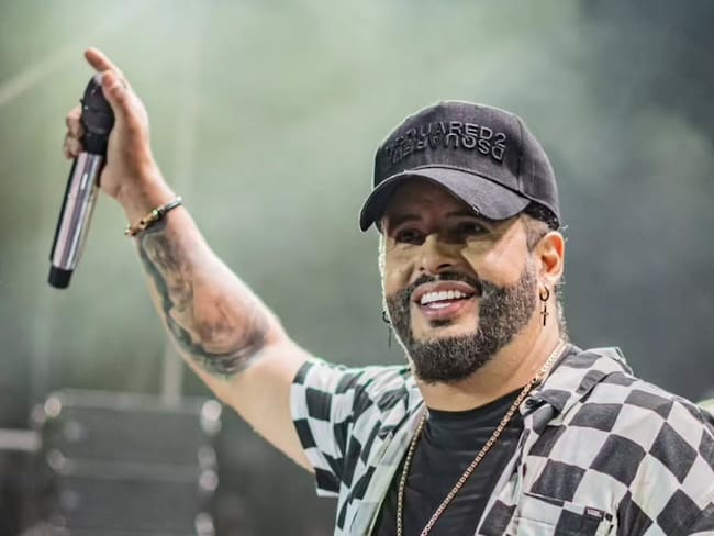 Cantante Nelson Velásquez (Foto vía cuenta de Instagram de @nelsonvelasquezoficial)