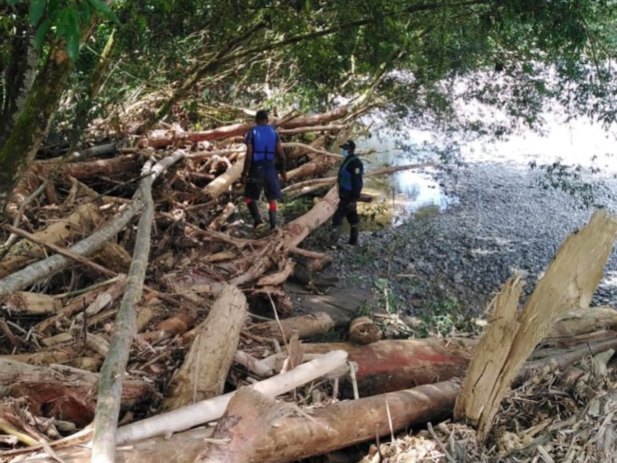 Padre de Ana María Ortiz encuentra el cuerpo de su hija en el río Anchicayá