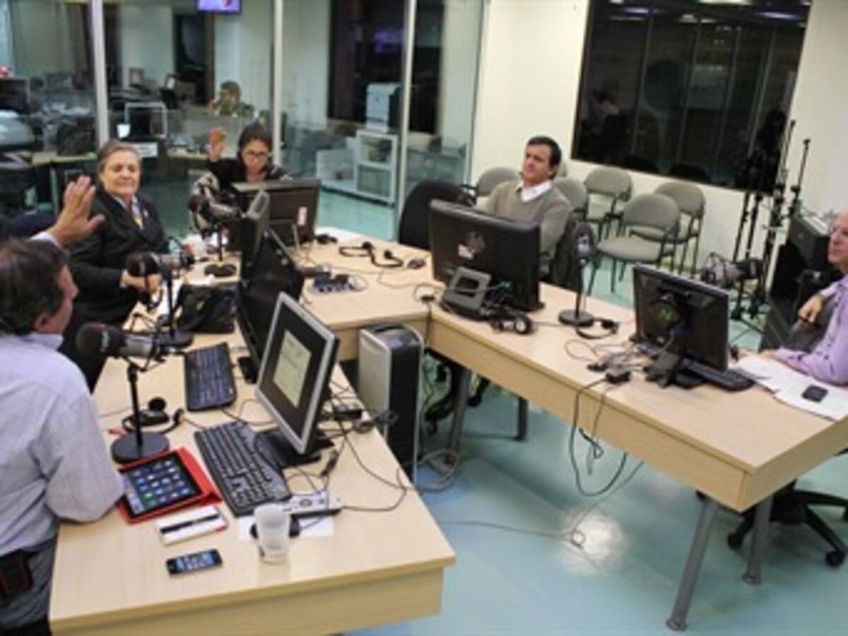 El Polo apoya la presencia de mediadores externos para el proceso de paz