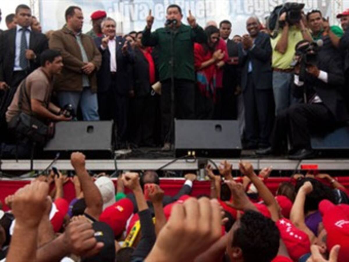 Chávez dice que su partido va a 'triturar' a la oposición