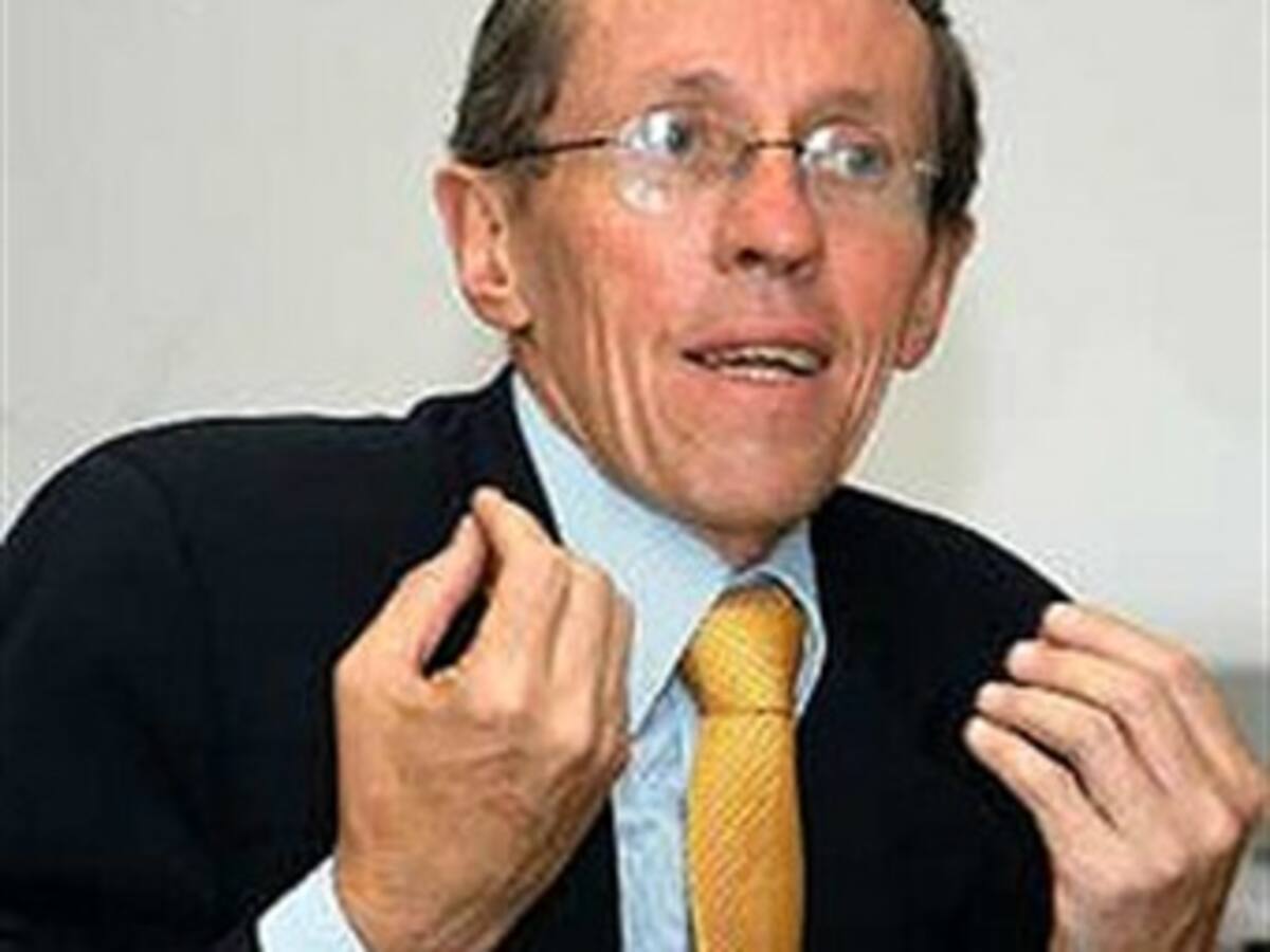 Navarro Wolf complacido de ser mediador en crisis diplomática con Ecuador