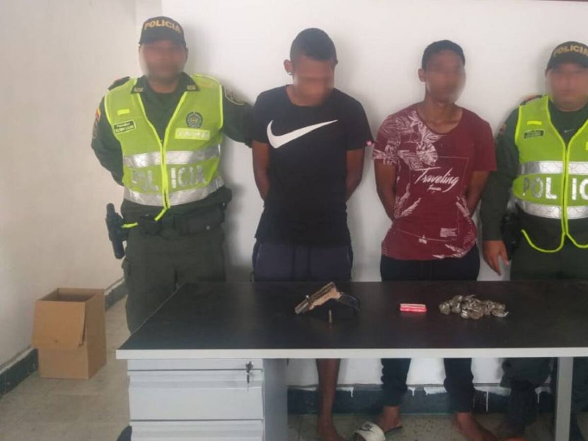 En Arroyo Grande, capturan a dos hombres por varios delitos