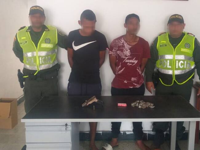 En Arroyo Grande, capturan a dos hombres por varios delitos