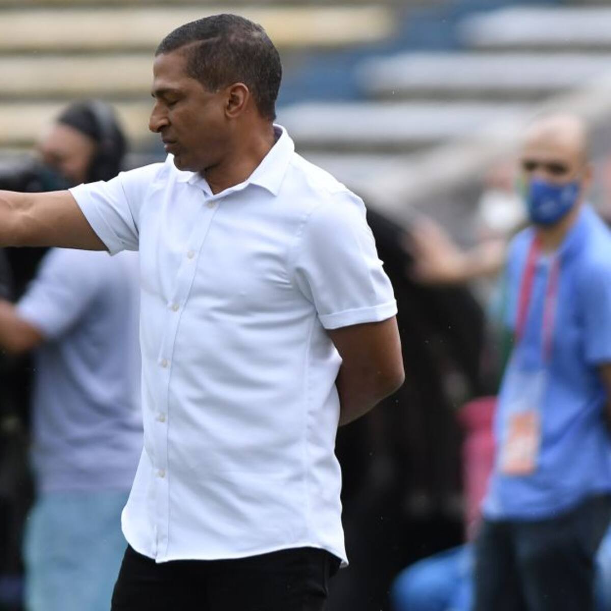 Alexis sobre Zapata: "La camiseta de la selección tiene un peso específico"
