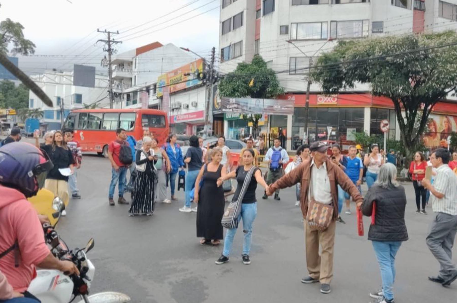 Bloqueo de vías en Ibagué