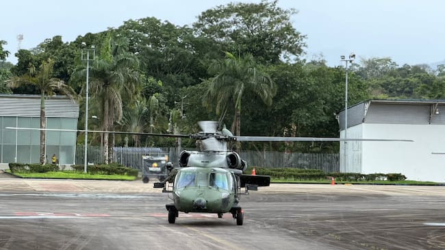 Gobierno de Abelardo de la Espriella recibe 310 aeronaves militares y de Policía no operativas. Foto: Caracol Radio
