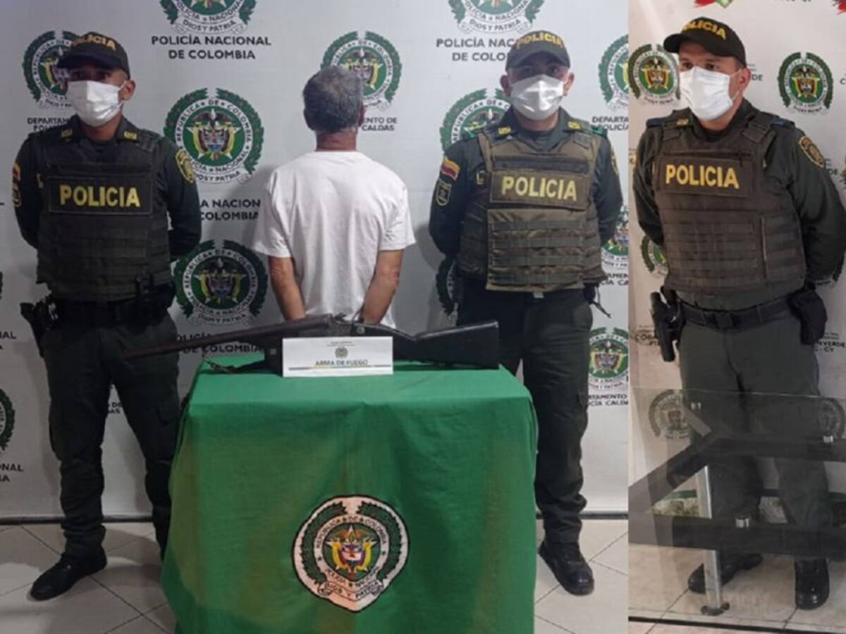 Policía de Caldas incauta una escopeta doble cañón y una pistola calibre 38