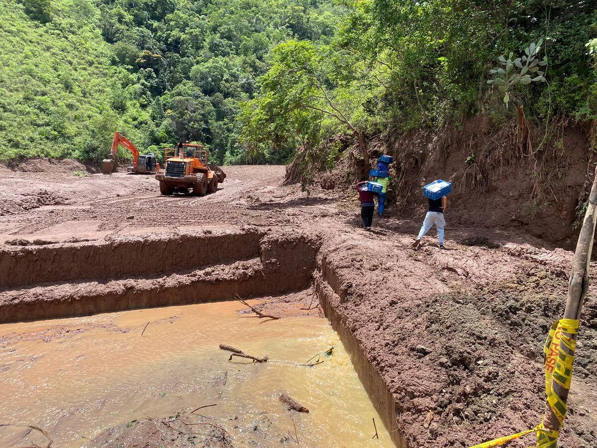 Comerciantes en la vía Cúcuta-Ocaña afectados económicamente por el cierre de vial