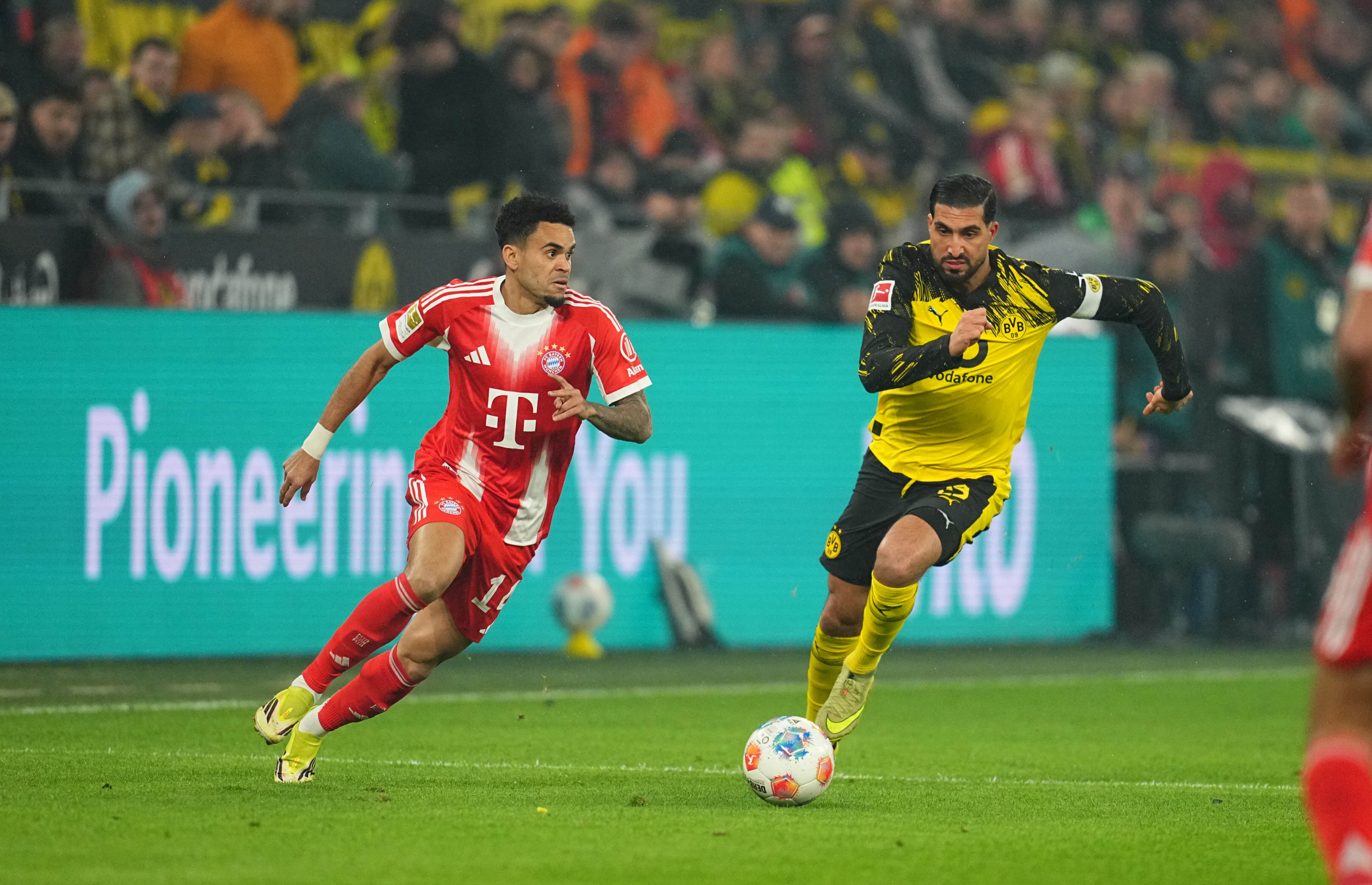 Luis Díaz enfrentando al Borussia Dortmund con el Bayer Múnich por la Bundesliga. (Photo by Ulrik Pedersen/NurPhoto via Getty Images)