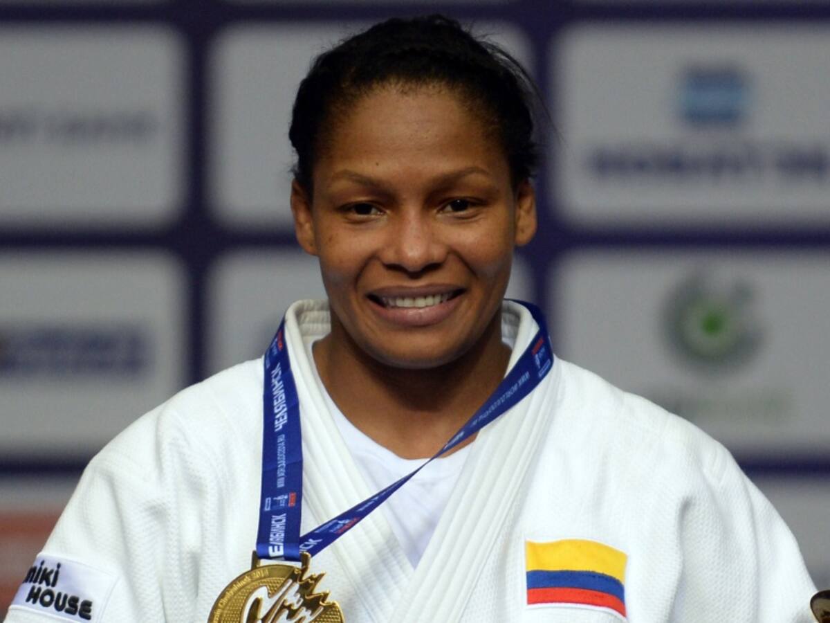 "Esto no es un juego, le pido a todos quedarse en casa": Yuri Alvear