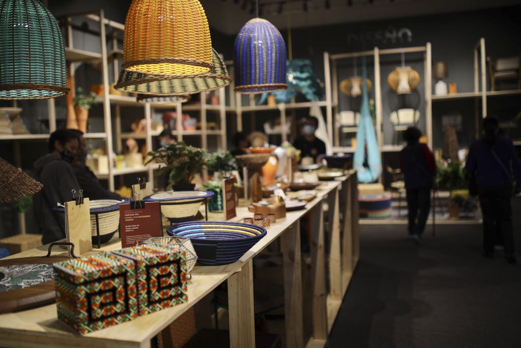 Esta feria atrae a cientos miles de visitantes en Bogotá  / Getty Images