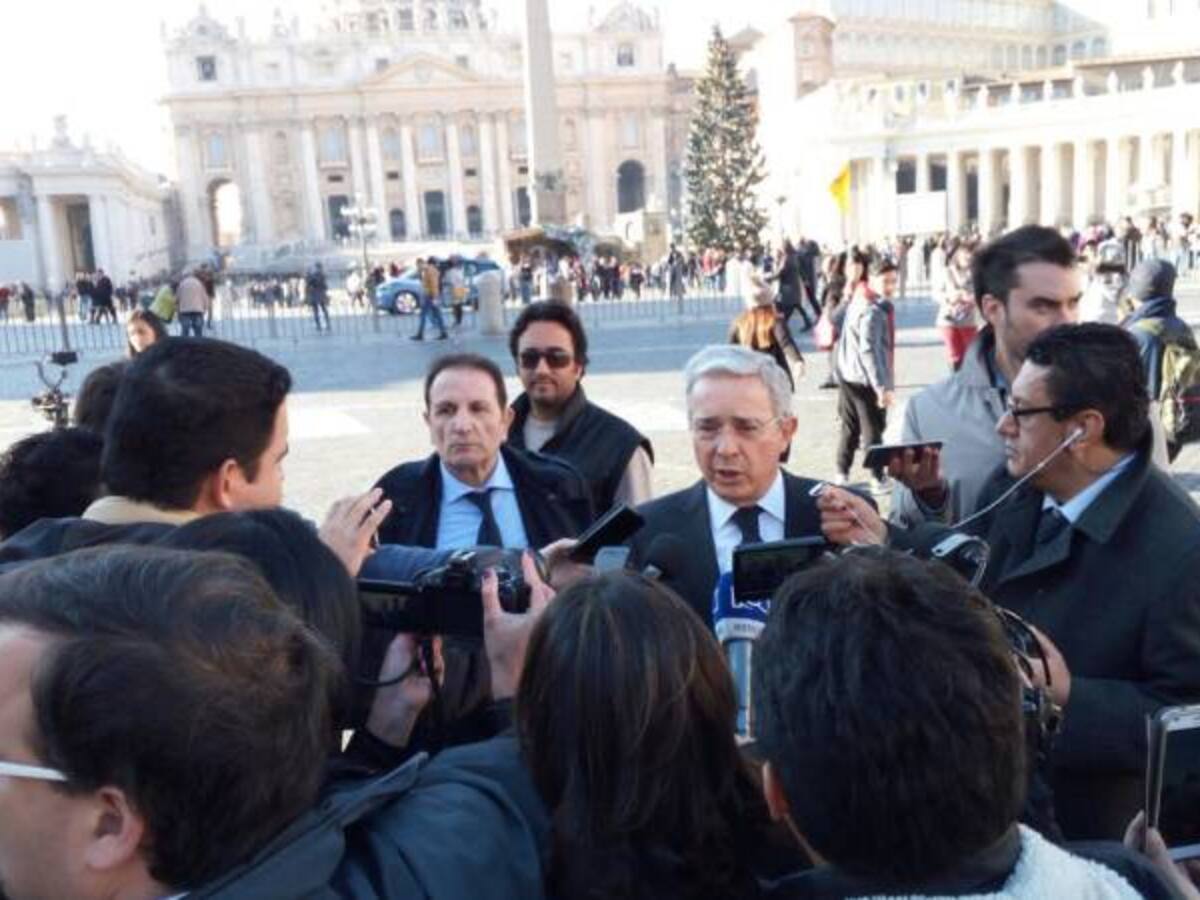 Uribe también le dijo No al papa Francisco