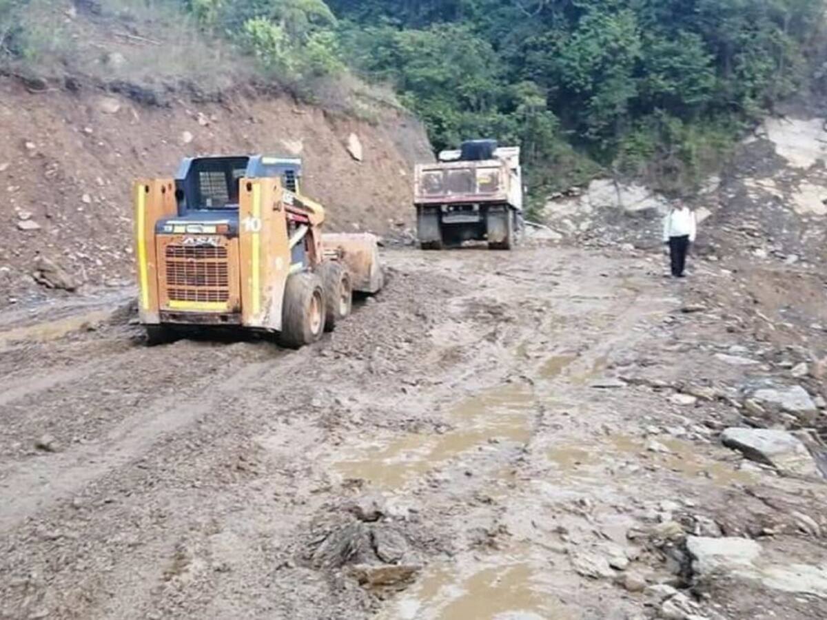 Comienza la recuperación de la vía a Tapias en Ibagué